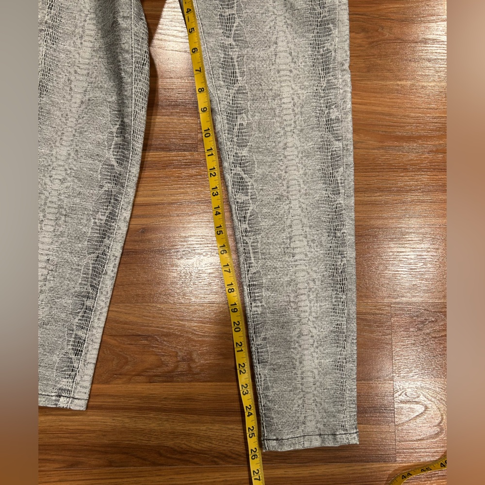 Zara High Rise Skinny Jeans Snakeprint Women’s Size 6 - Picture 8 of 8